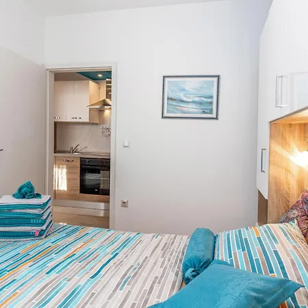 Stunning In With Kitchen Crikvenica
